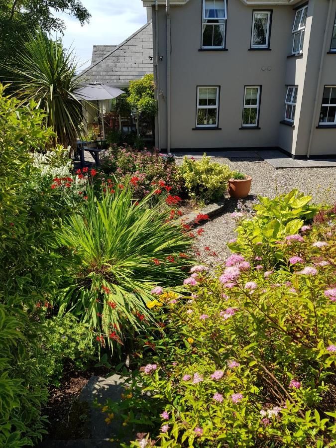 Отели типа «постель и завтрак» Ballinsheen House & Gardens Лисдунварна-15