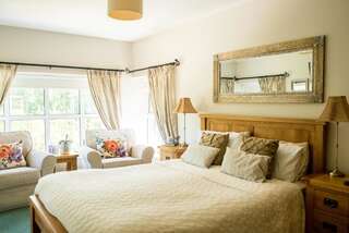 Отели типа «постель и завтрак» Ballinsheen House & Gardens Лисдунварна Улучшенный номер с кроватью размера «king-size»-4